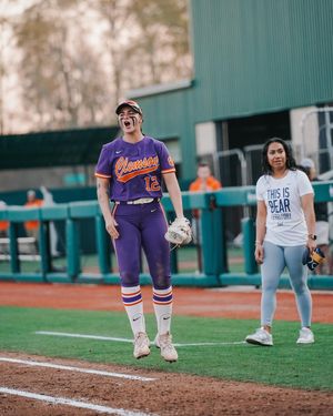 Image post by @clemsonsoftball on Instagram