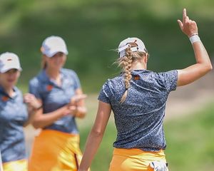 Image post by @cowgirlgolf on Instagram