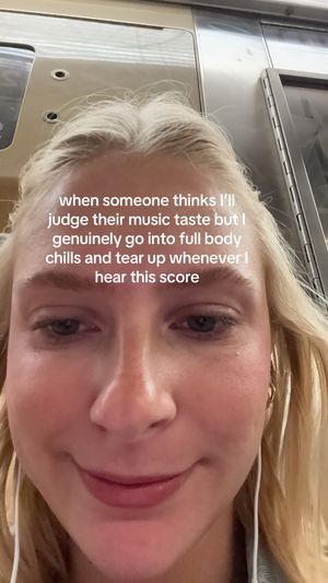 Video post by @m00bie on TikTok