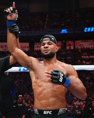 Image post by @cagewarriors on Instagram