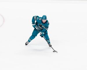 Image post by @SanJoseSharks on Twitter