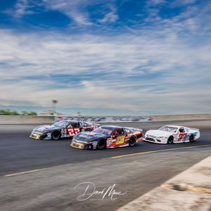 Image post by @dinahmariephotography on Instagram