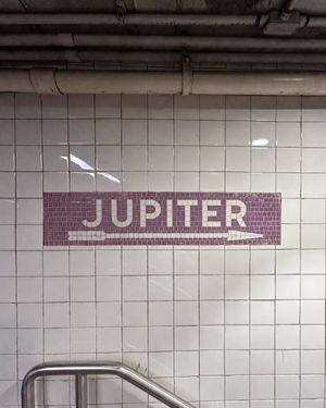 Image post by @hellojupiter on Instagram