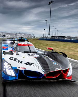 Image post by @bmwmmotorsport on Instagram