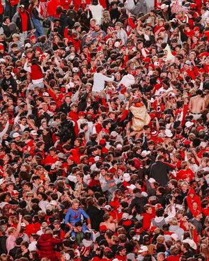 Image post by @packfootball on Instagram