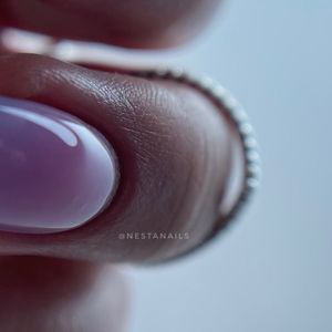 Image post by @nestanails on Instagram