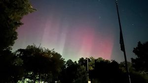 Image post by @foxweather on Instagram