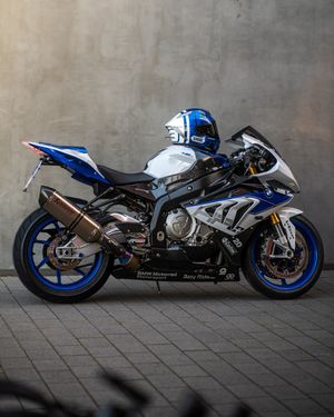 Image post by @bmwmotorradusa on Instagram