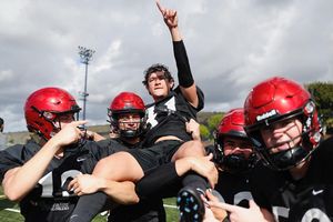 Image post by @aztecfootball on Instagram