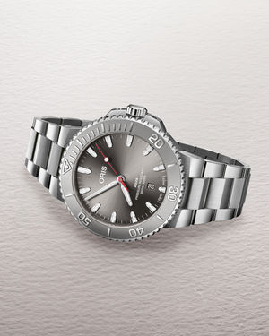 Image post by @oris on Instagram