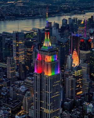 Image post by @empirestatebldg on Instagram