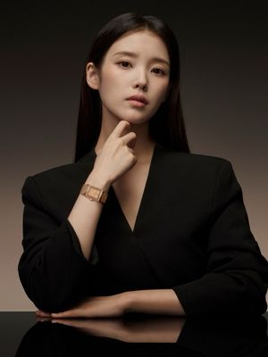Image post by @voguehongkong on Instagram