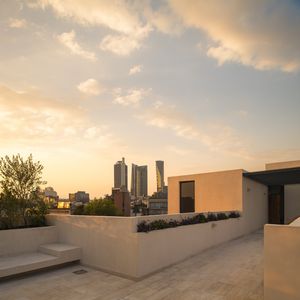 Image post by @bloqe.real.estate on Instagram