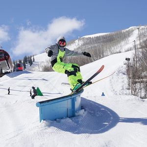 Image post by @j_skis on Instagram
