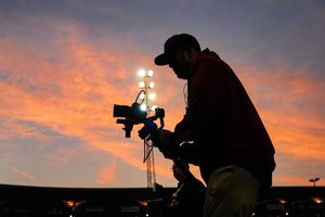 Image post by @louiejaysienders on Instagram