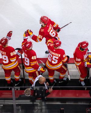 Image post by @NHLFlames on Twitter/X