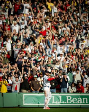 Image post by @fenwaypark on Instagram