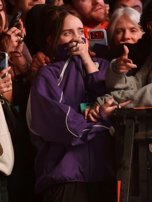 Image post by @billieeilishtours on Instagram