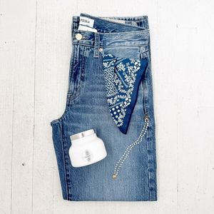 Image post by @shopatgrace on Facebook