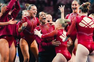 Image post by @razorbackgym on Instagram