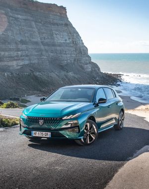 Image post by @peugeot on Instagram