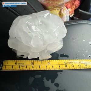 Image post by @foxweather on Instagram
