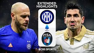 Video post by @cbssportsgolazo on YouTube