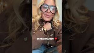 Video post by @shop.with.caroline on YouTube