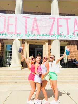 Image post by @bamadeltazeta on Instagram