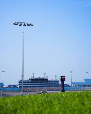 Image post by @iowaspeedway on Twitter