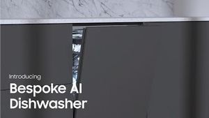 Video post by @samsung on YouTube