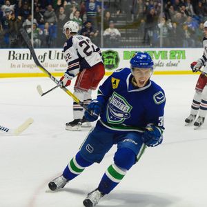 Image post by @uticacomets on Instagram