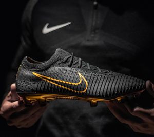 Image post by @soccerdotcom on Instagram