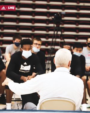 Image post by @lmulionsMBB on Twitter/X
