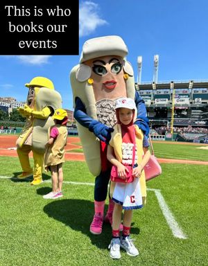 Image post by @clehotdogs on Instagram