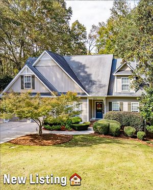 Image post by @woodallrealtygroup on Facebook