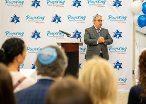 Image post by @tanenbaumchat on Instagram