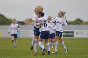 Image post by @SpursWomen on Facebook