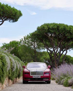 Image post by @rollsroycecars on Instagram