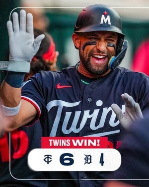 Image post by @twins on Instagram