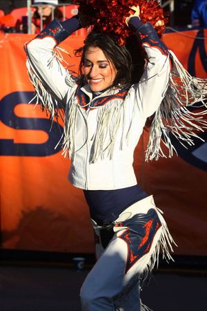 Video post by @romibean on TikTok