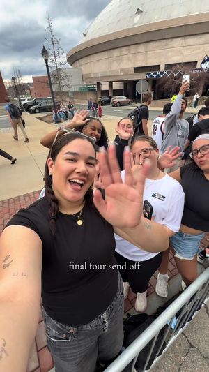 Video post by @heyyyitsnicki on TikTok