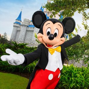 Image post by @disneyparksjobs on Instagram