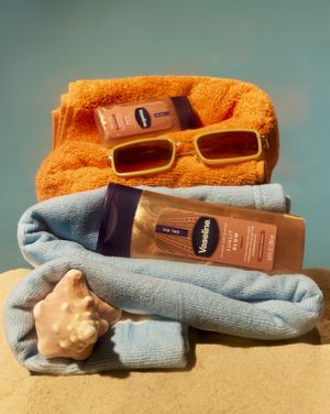 Image post by @vaselinebrand on Instagram