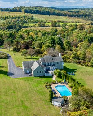 Image post by @williampittsir on Instagram