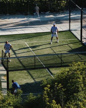 Image post by @reservepadel on Instagram