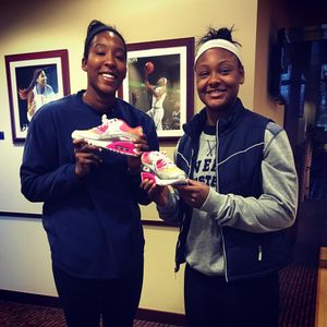 Image post by @uvawomenshoops on Instagram