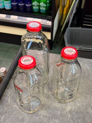 Image post by @strausmilk on Instagram