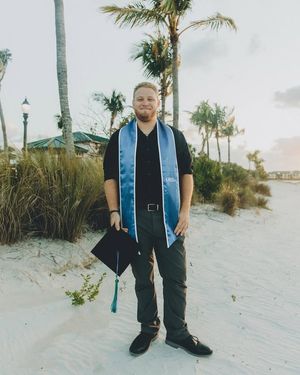 Image post by @maddiesswfphotography on Facebook