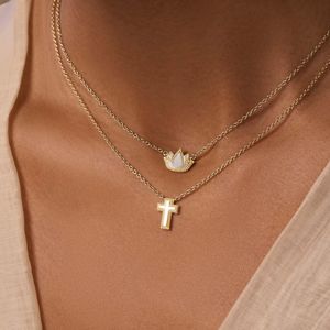 Image post by @juliaszendreijewelry on Instagram